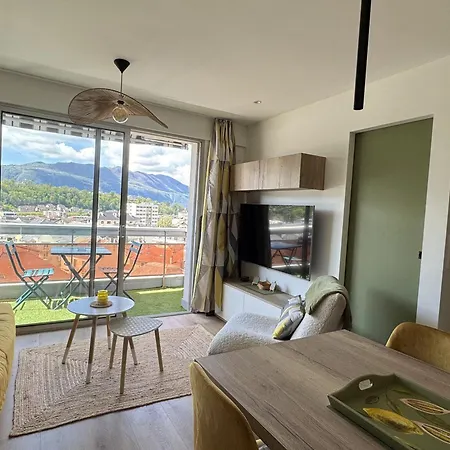 Superbe T2 Renove, Climatise, Parking, Balcon - Vue Et Montagnes - Fr-1-555-116 * 엑스레뱅