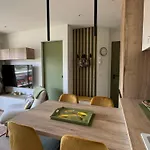 Superbe T2 Renove, Climatise, Parking, Balcon - Vue Et Montagnes - Fr-1-555-116 Διαμέρισμα Εξ Λε Μπαν